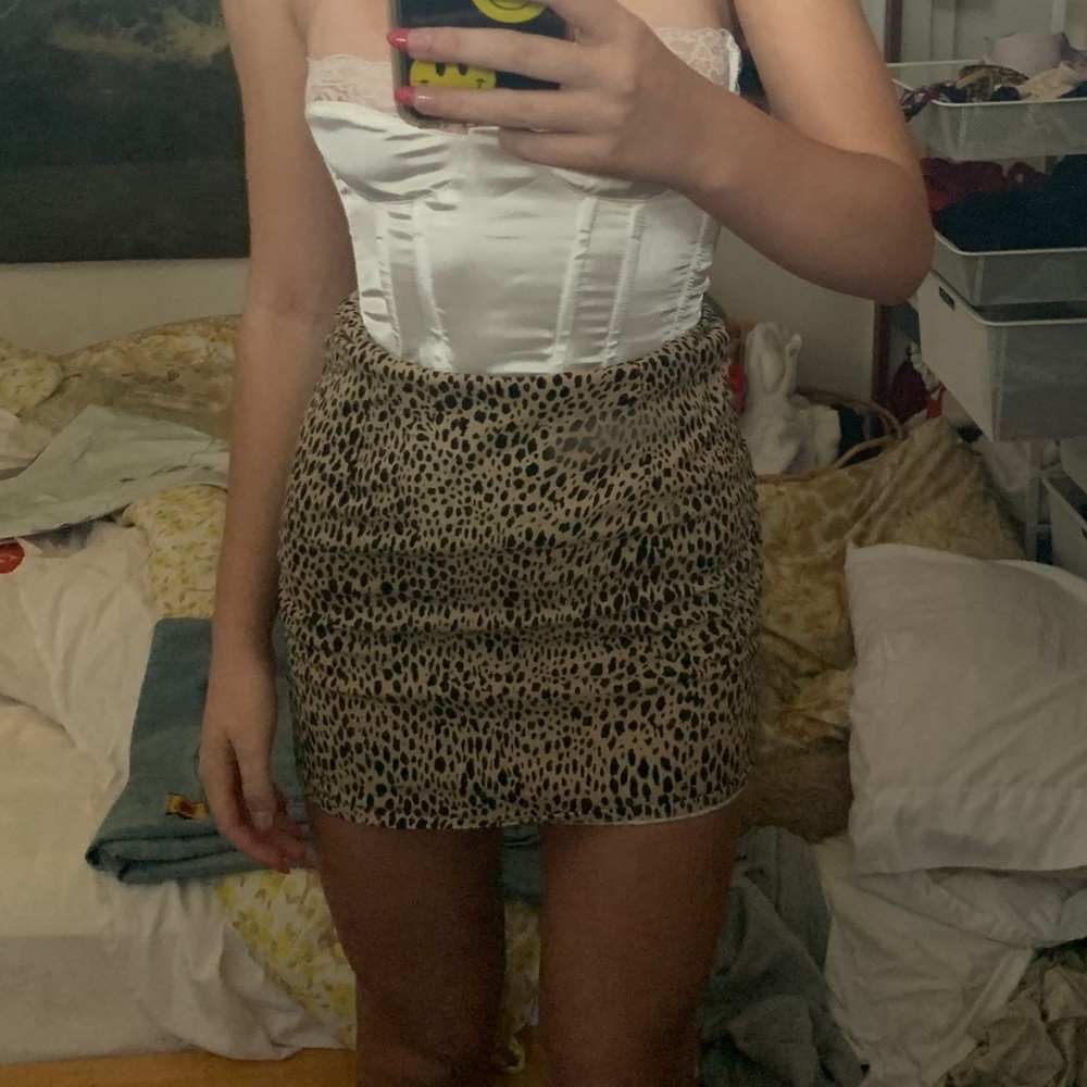 Old brandy melville leopard print mini skirt ♥️♥️